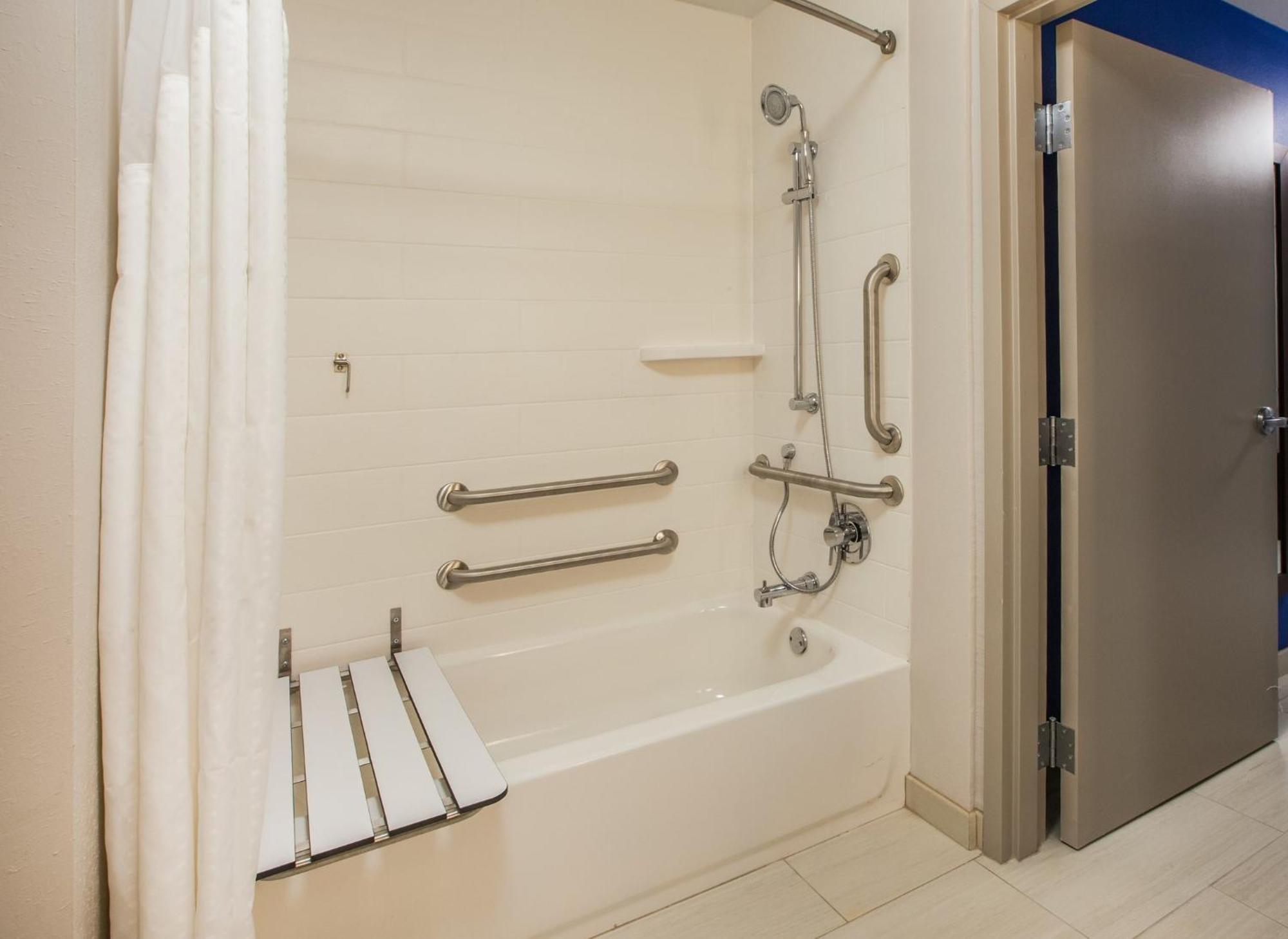 Holiday Inn Express & Suites Buford - Mall Of Georgia By Ihg 외부 사진